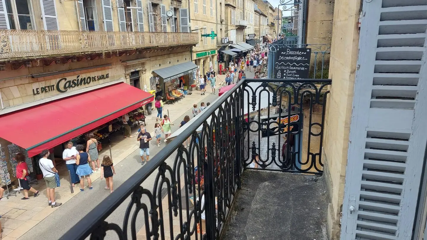 Le Parvis à Sarlat_4