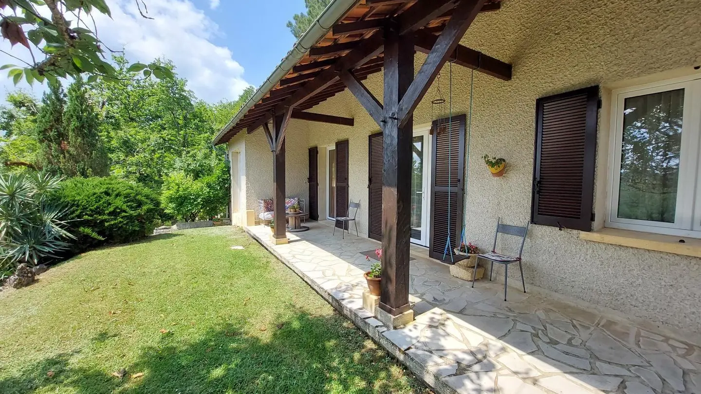 Les Devises avec piscine proche de Sarlat_3