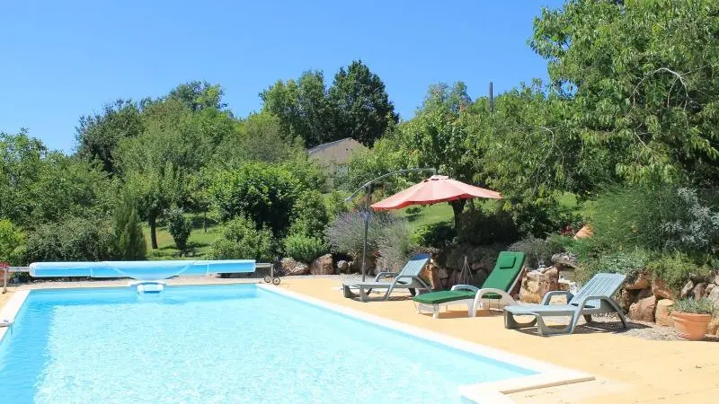 Le Bouscandier piscine privée proche de Sarlat_1