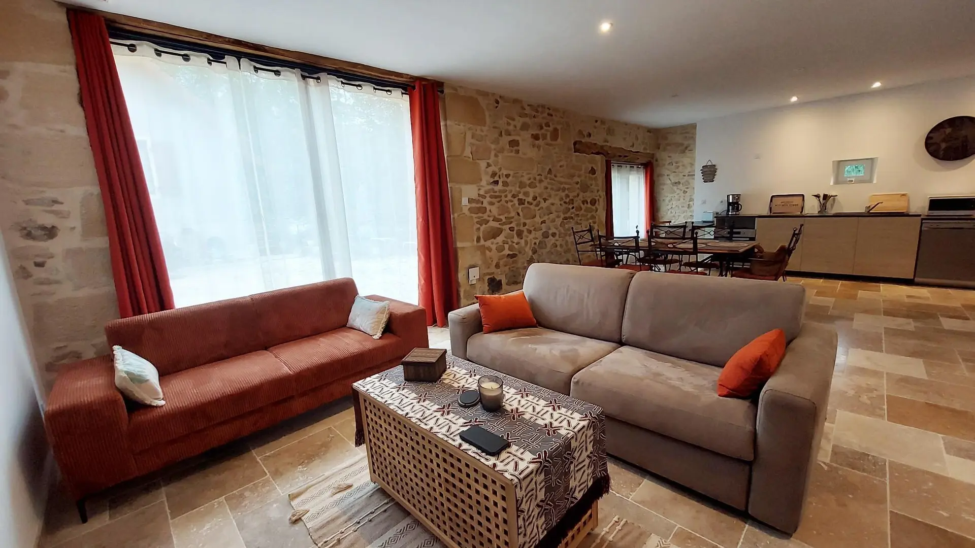 Vol de nuit à Sarlat cocon de charme climatisé_10