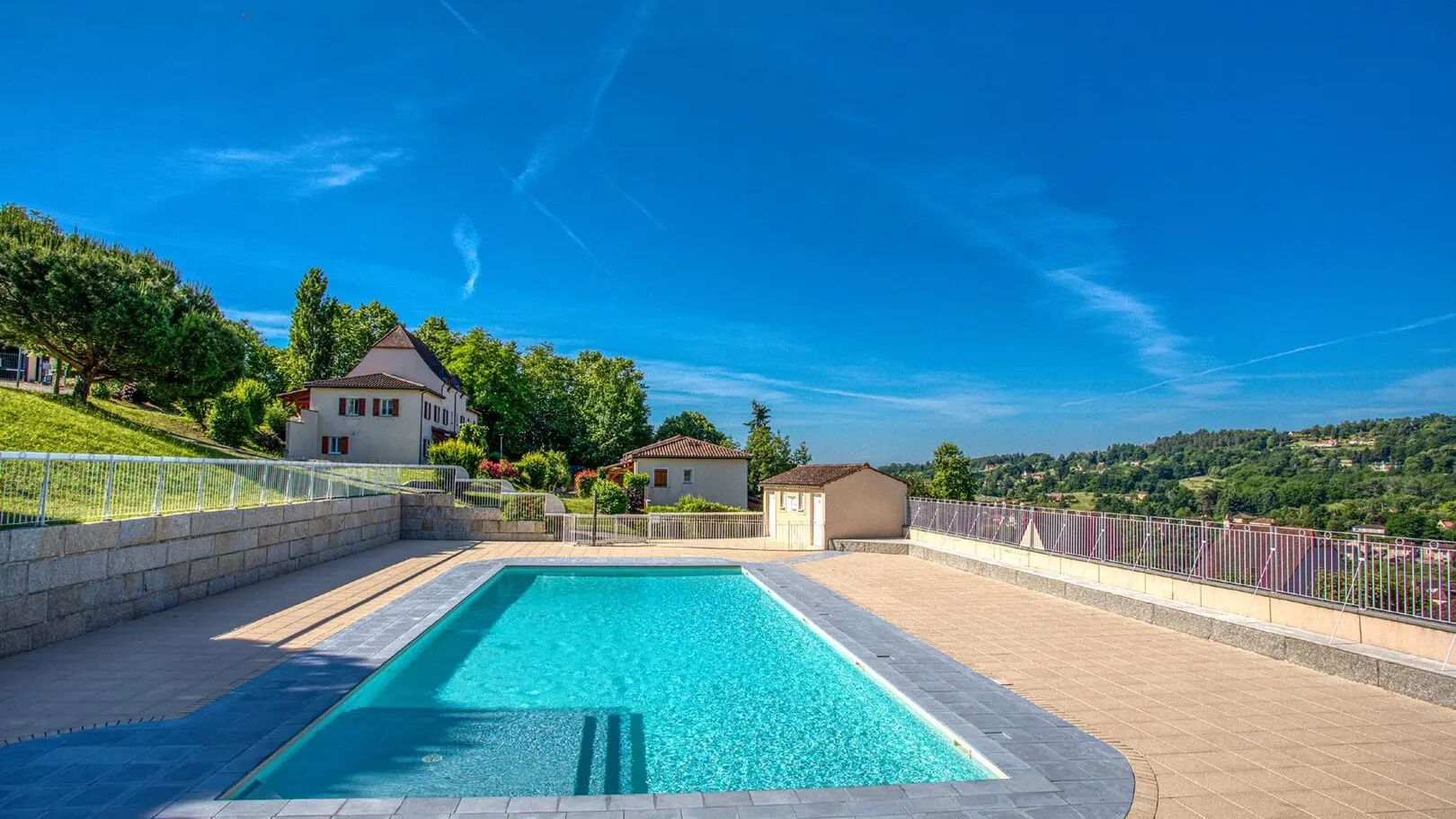 Villa Les Hauts de Sarlat climatisée avec piscine_1