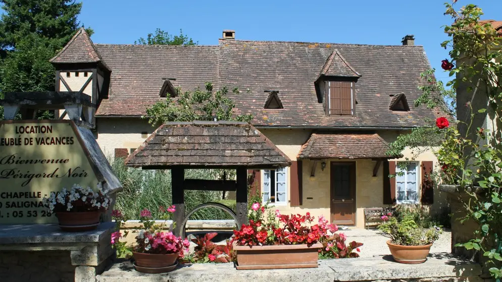 la chapelle - gite  6 pers - piscine à partager - perigord noir9