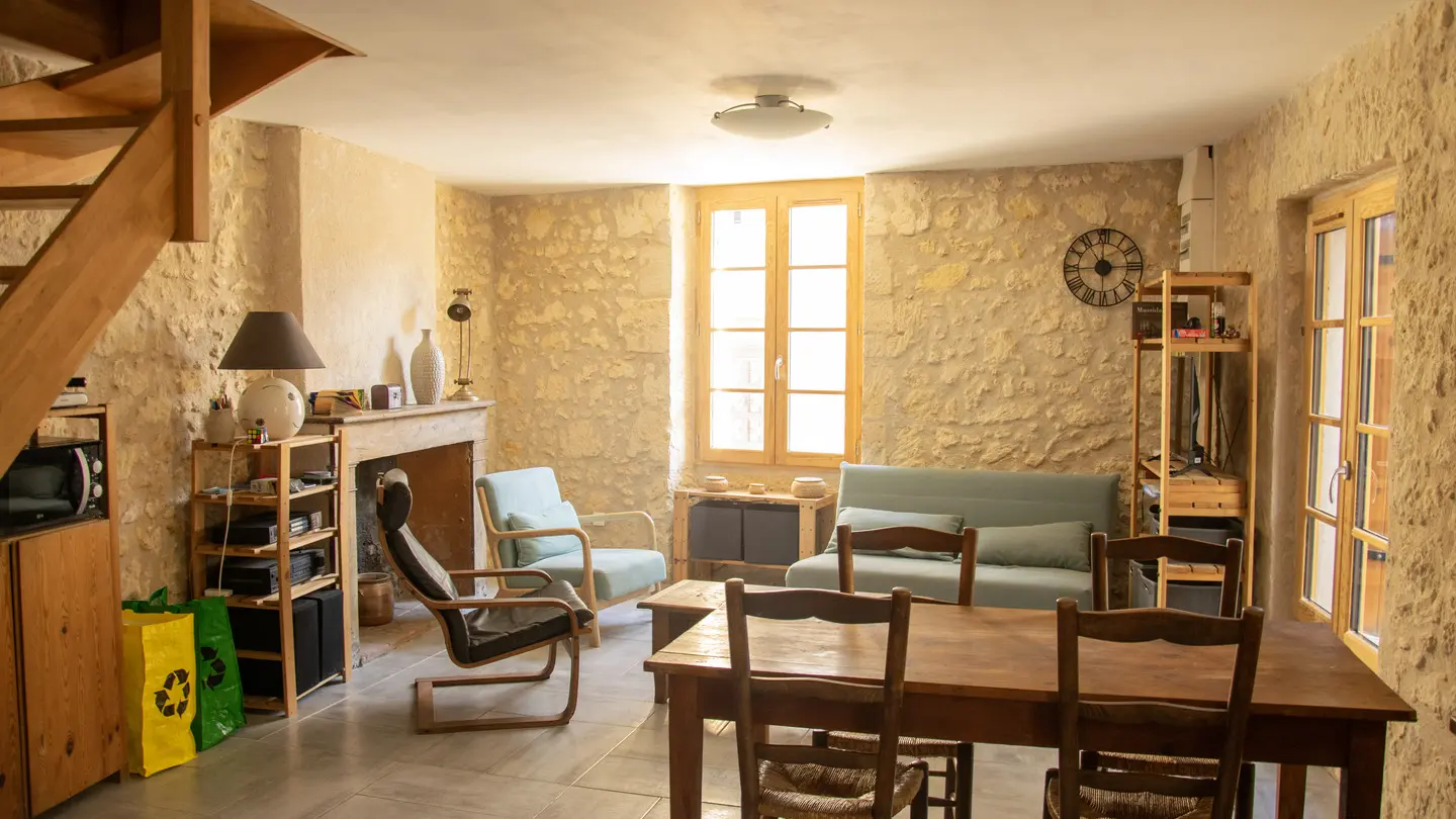 maison-de-famille-gite-mussidan-piece-a-vivre-tourisme-vallee-isle