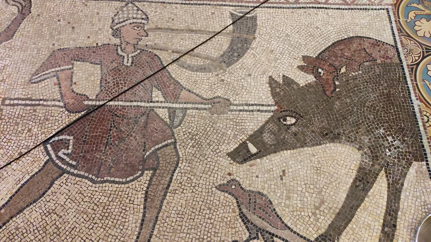 Mosaïque Cathédrale de Lescar - Lescar - détail veneur