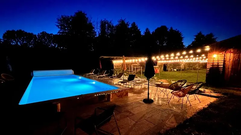 moulin lhoste piscine nuit