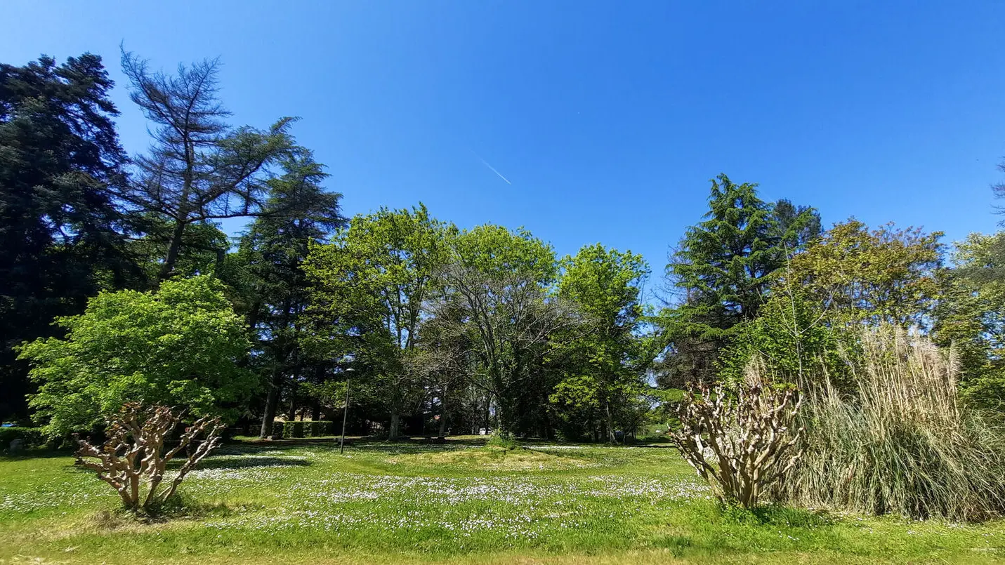 parc-voulgre-mussidan-maison-doubleaude-tourisme-vallee-isle-2025