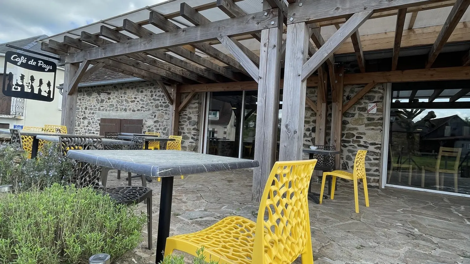 restaurant forges terrasse