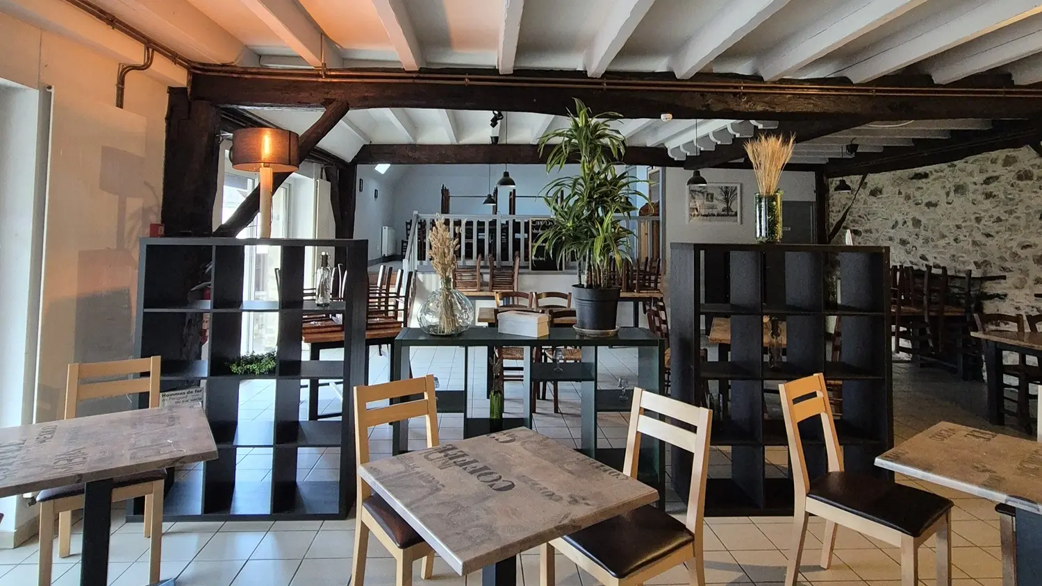 restaurant forges salle
