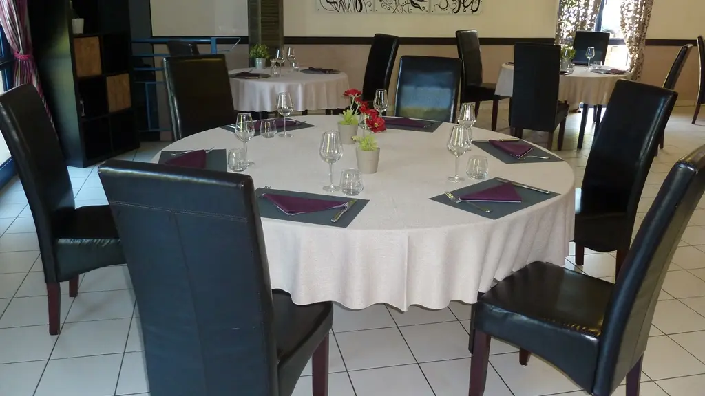 restaurant-l-artenset-salle1