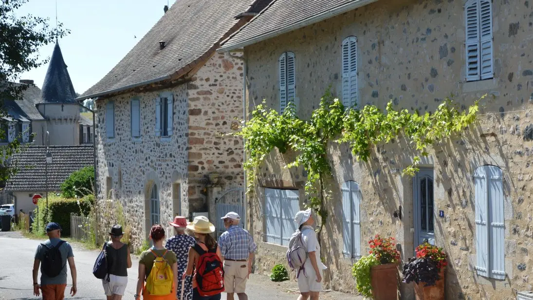 balade-découverte-de-saint-jean-ligoure