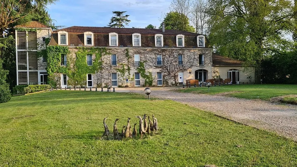 reynat façade