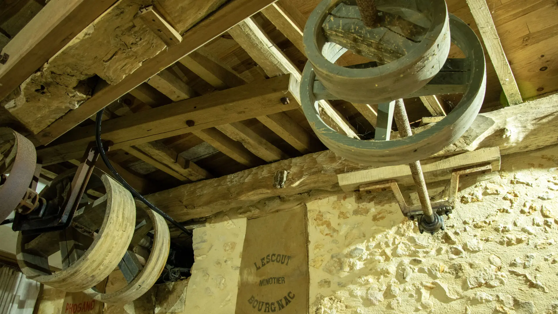 savonnerie-moulin-roues-bourgnac-tourisme-vallée-isle