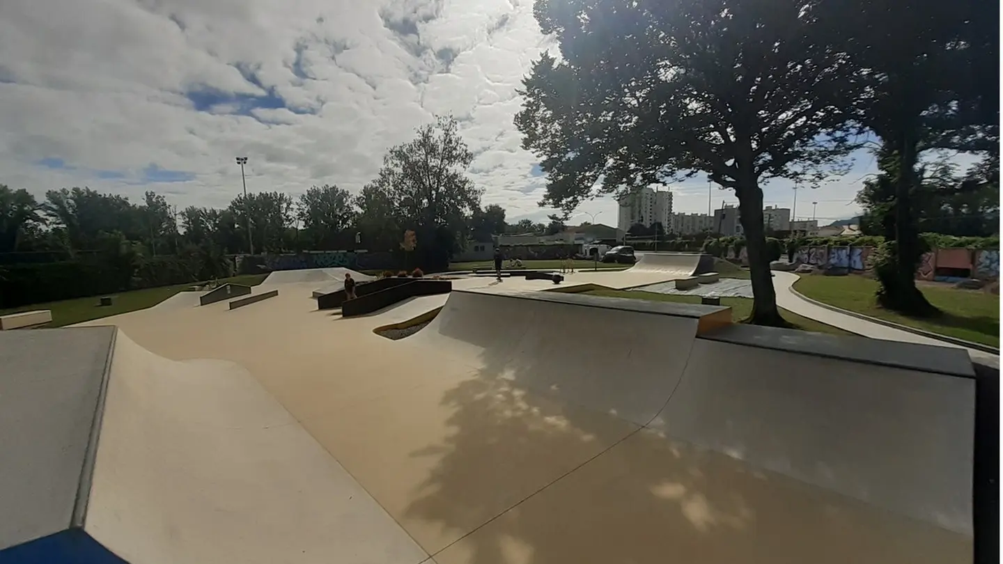 skate parc - jurançon - vue 3