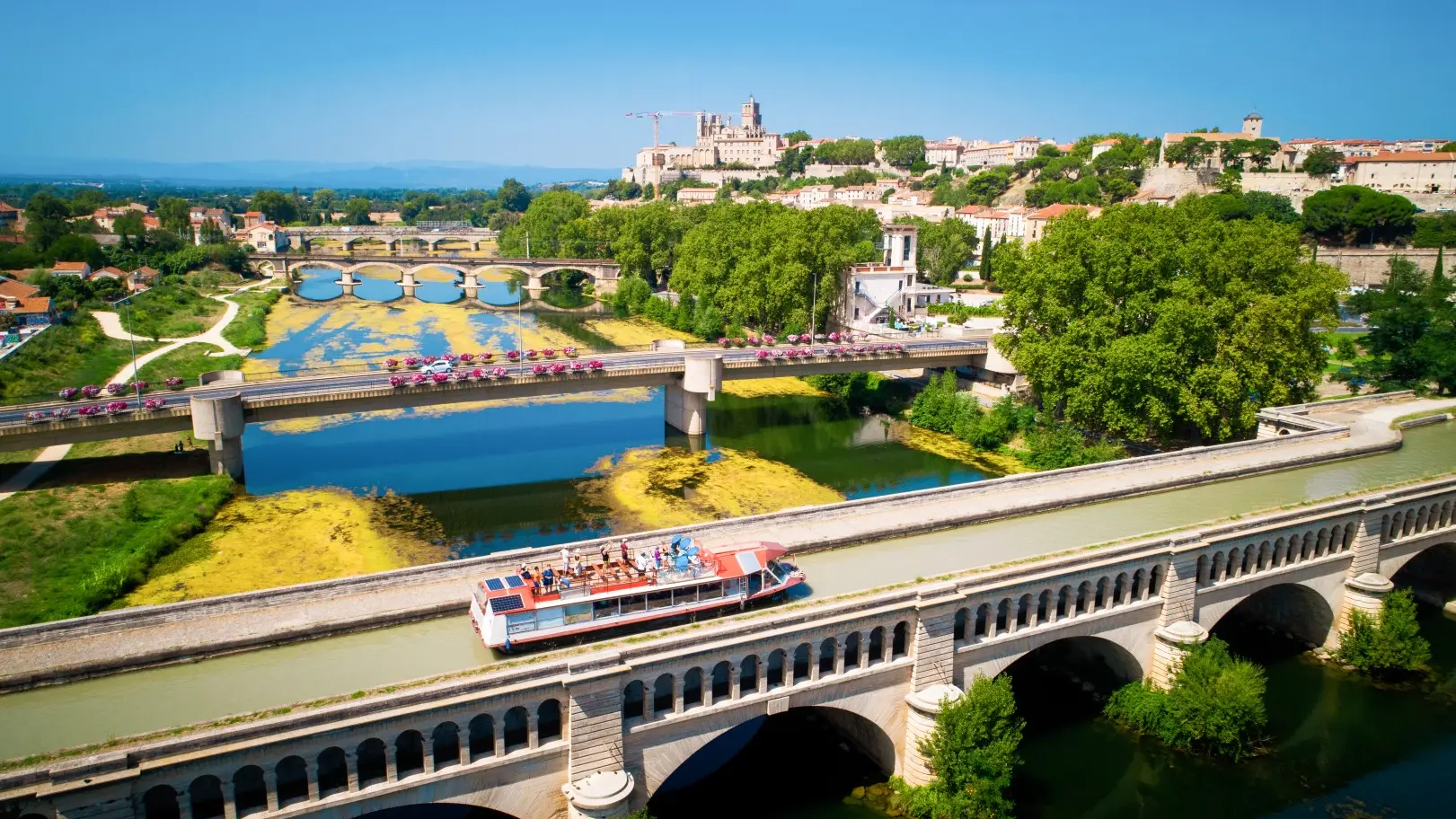 CAP AU SUD sur le pont-canal de Béziers