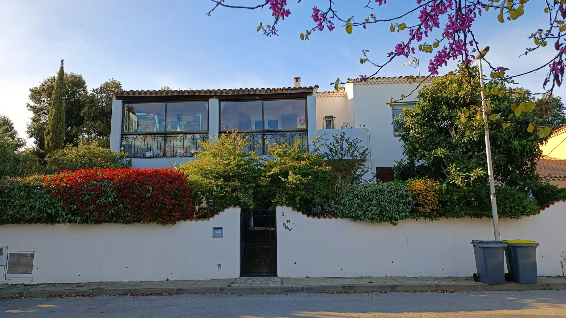 Vue du Parking de la villa