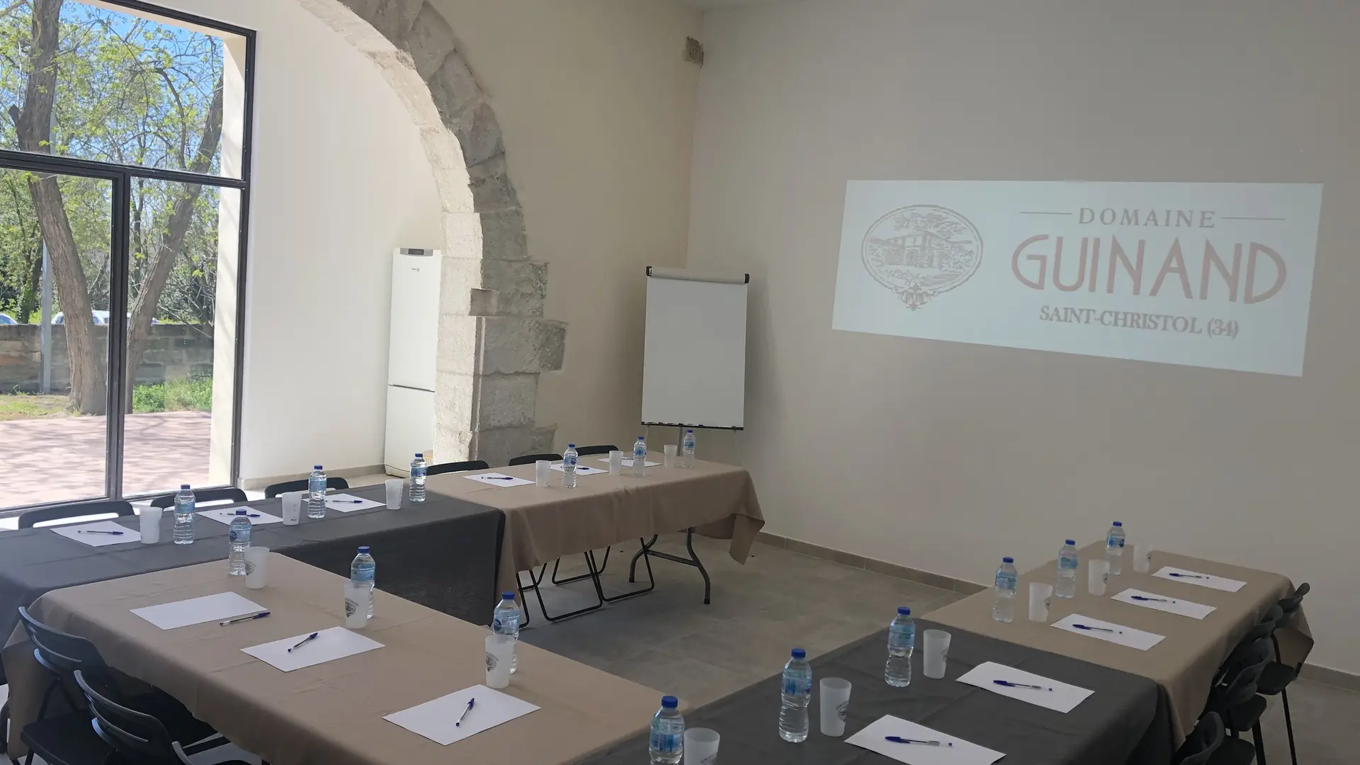 DOMAINE GUINAND - SALLE LOUIS COUSTAN