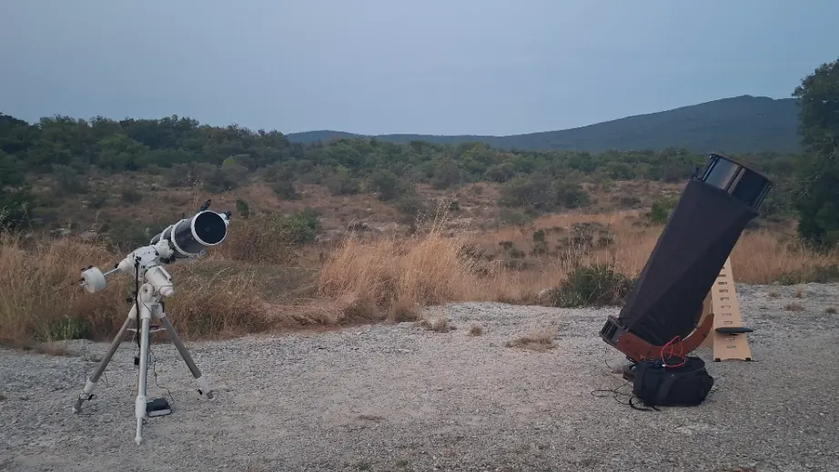 Mes deux télescopes ensemble : 20cm de diamètre et 40cm de diamètre