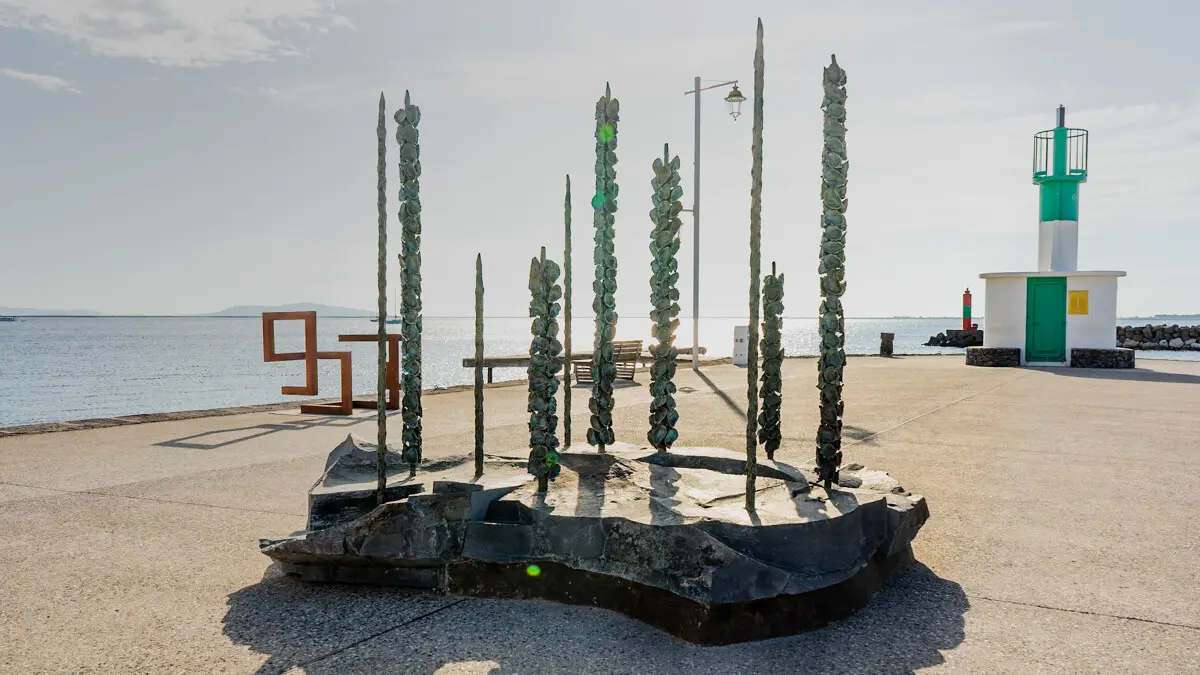 BAM_-_Ostrearia--_Maxime_Lhermet__Ostrearia__2025__Marseillan_ADAGP_-_photo___Office_de_Tourisme_Archipel_de_Thau-35000-1200px