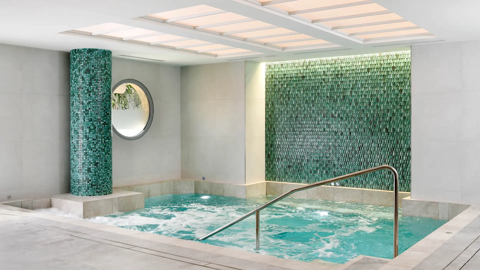 BALNEO-PLANS-LARGES-HOTEL-PULLMAN-MONTPELLIER-002