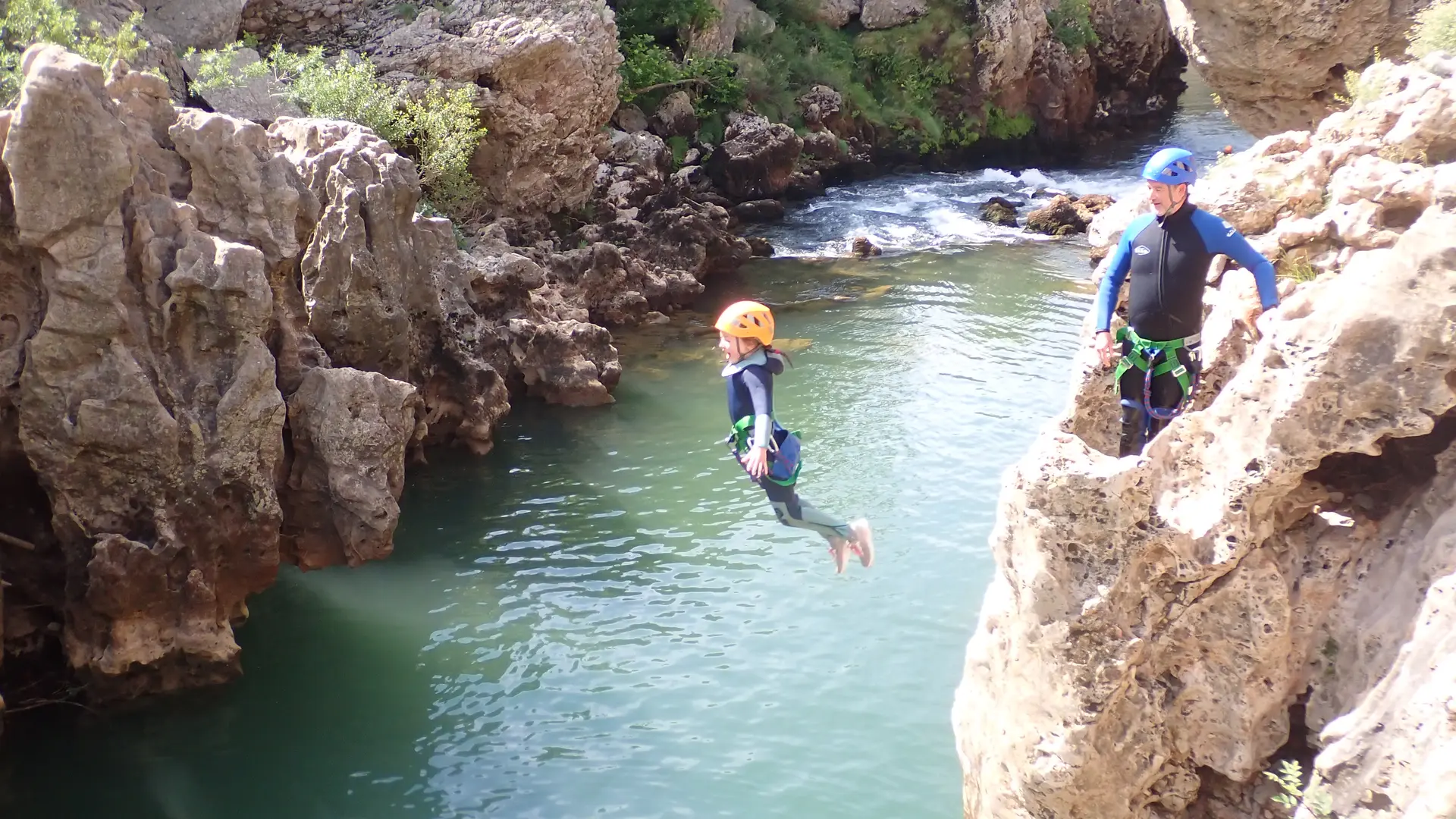 Canyoning pitchoun Natureo sport aventure