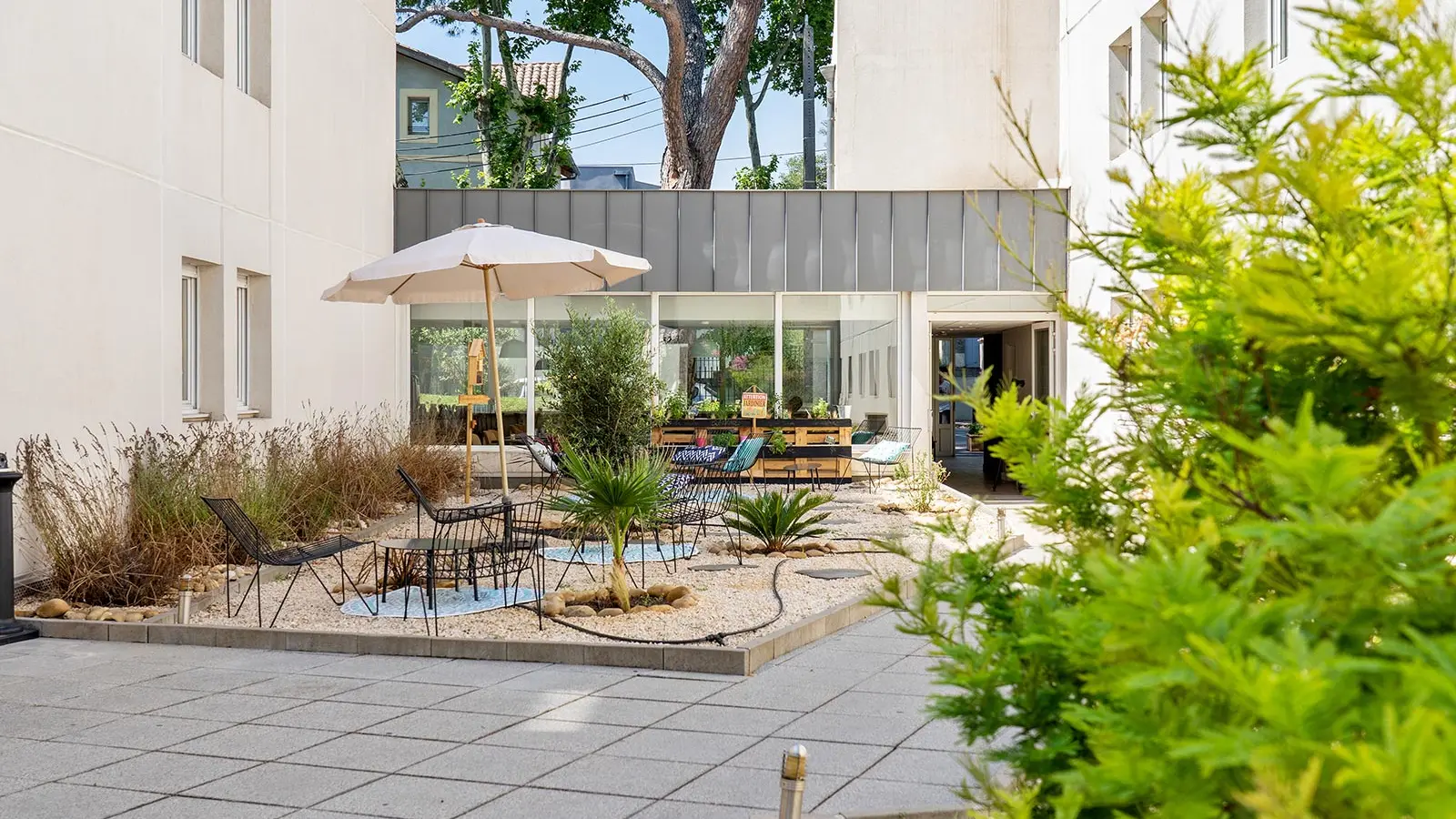 Communs-Patio-MTPL-Montpellier-Gare-St-Roch-05.07.19-(1)