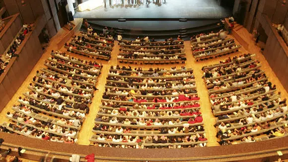 Corum-Palais-des-Congres-Opera-Berlioz_format_580x670