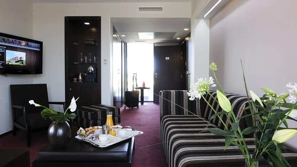 Crowne Plaza - Suite 03 - Tosi HD