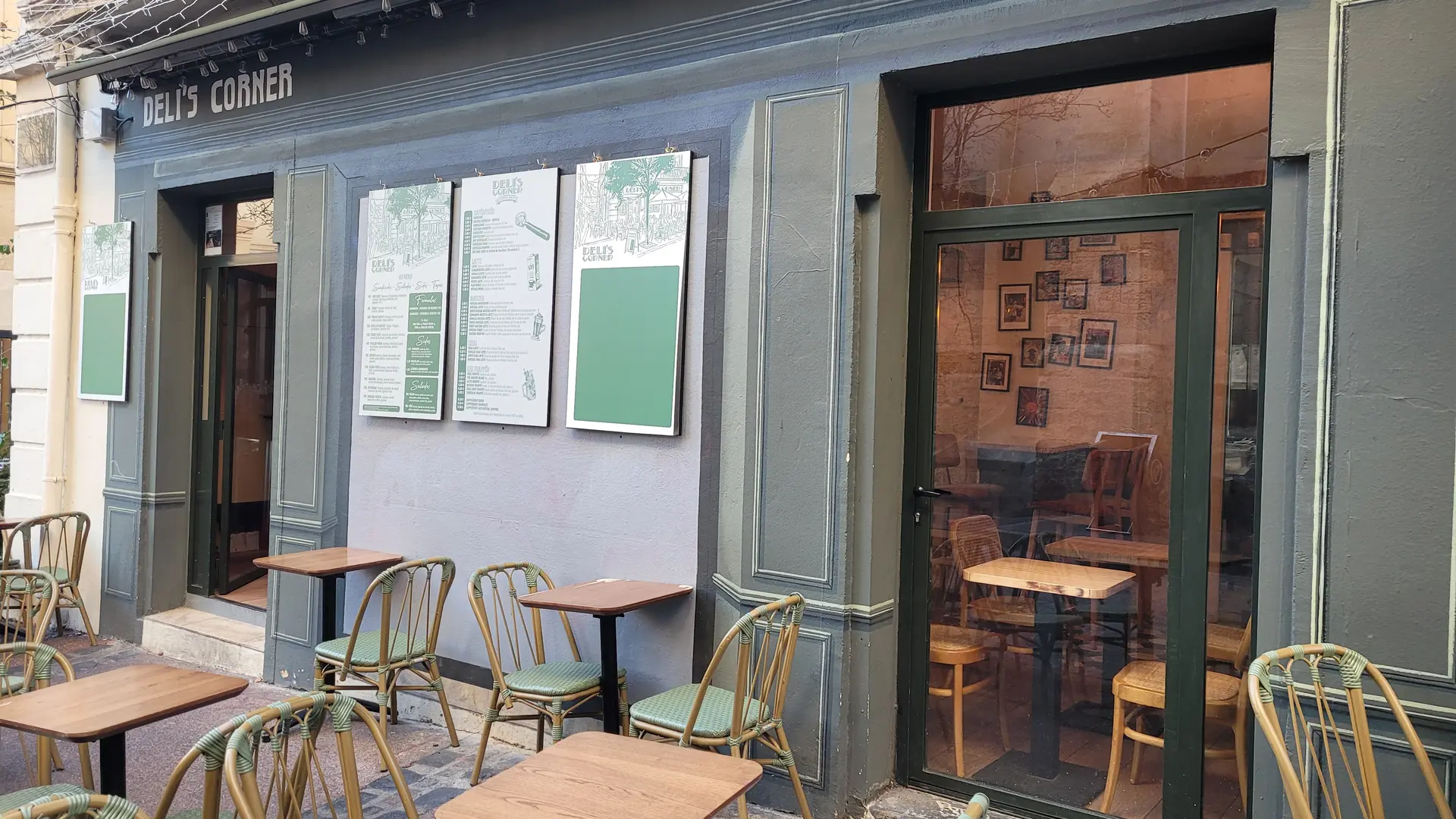 DELI'S CORNER - ©M.HESS OTC3M (01)