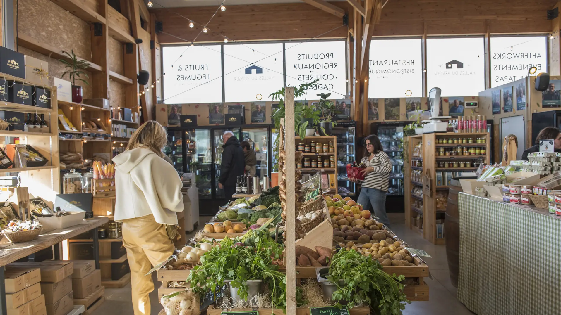 Halles du Verger-Magasin ©Fanny Guillot Kretz_4715