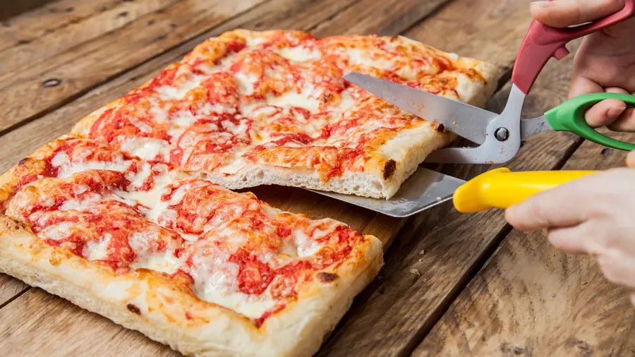 La Pizza al taglio, pizza au levain vendue à la coupe et au poids