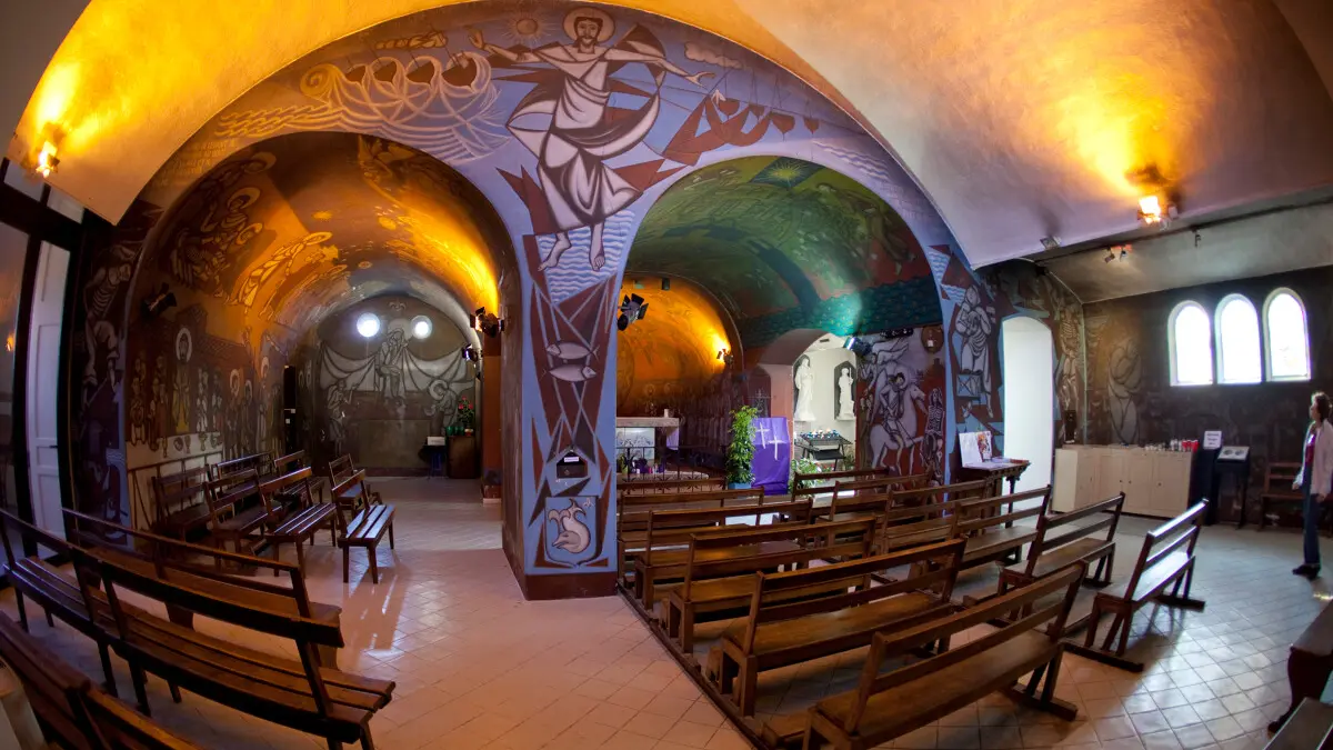 La_chapelle_Notre-Dame-de-la-Salette-O_MAYNARD_OT-THAU-20351-1200px
