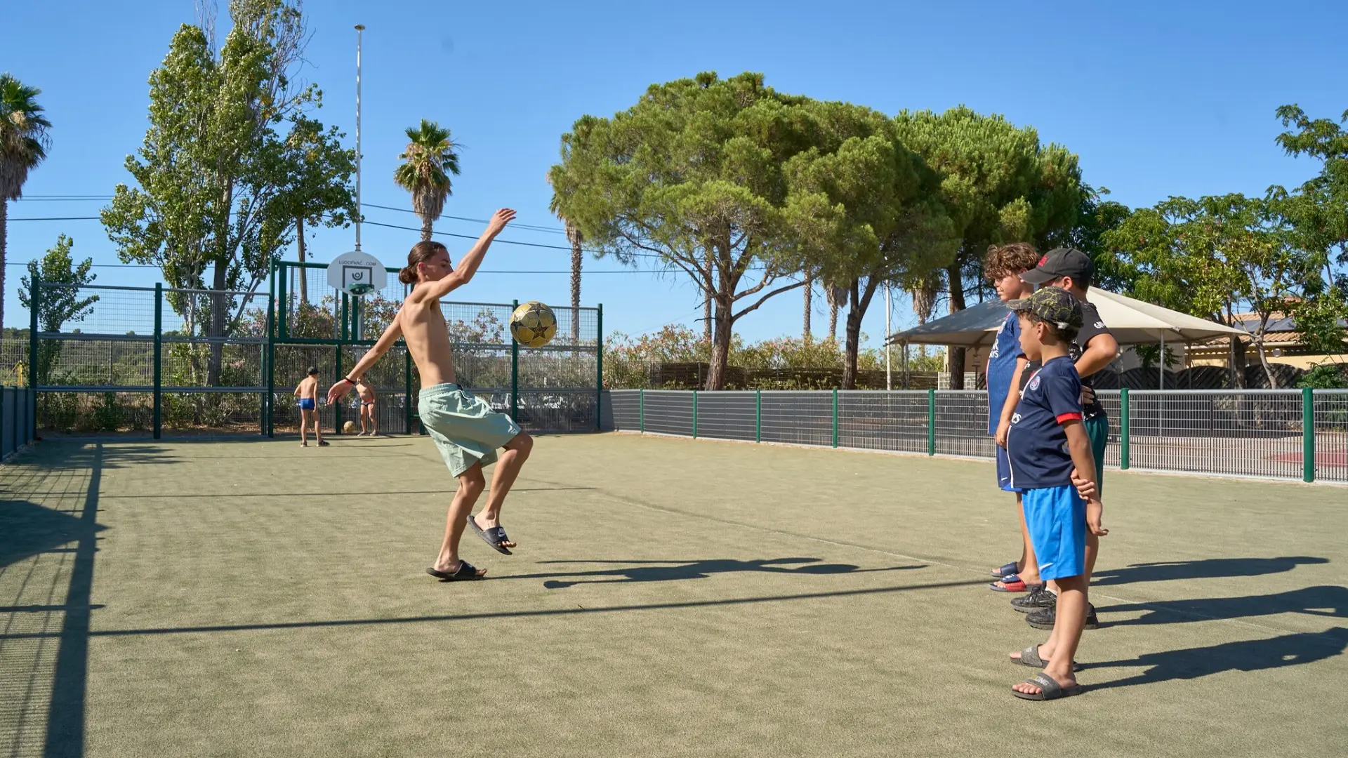 Terrain de sport