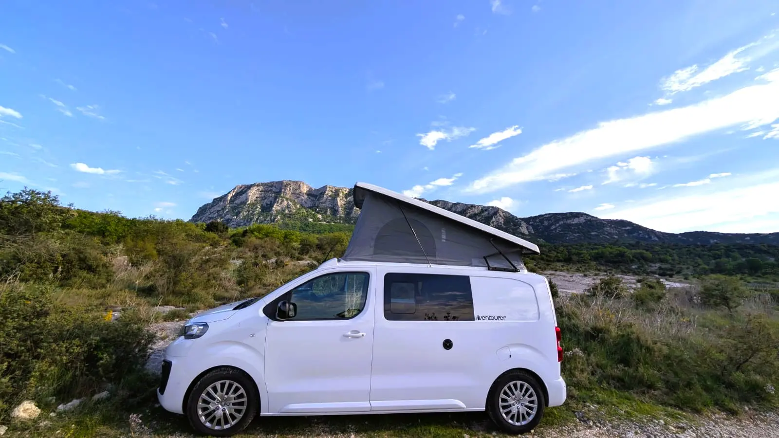 gvan_location_van_amenage_montpellier_occitanie_tourisme_pic_saint_loup