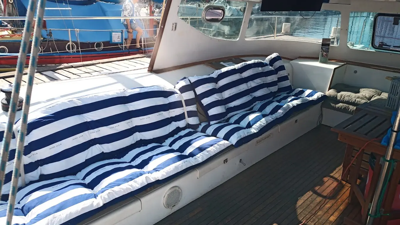 mansathau7-16435143