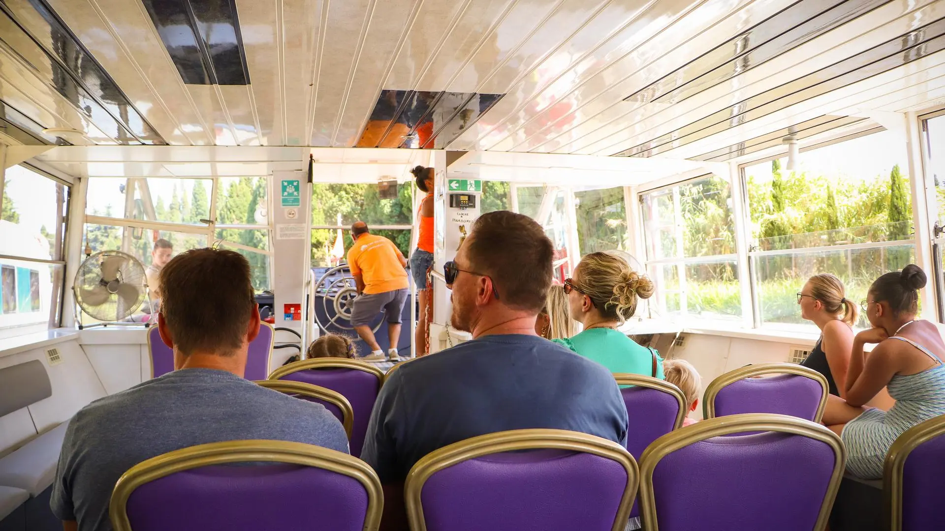 L'intérieur du bateau CAP AU SUD