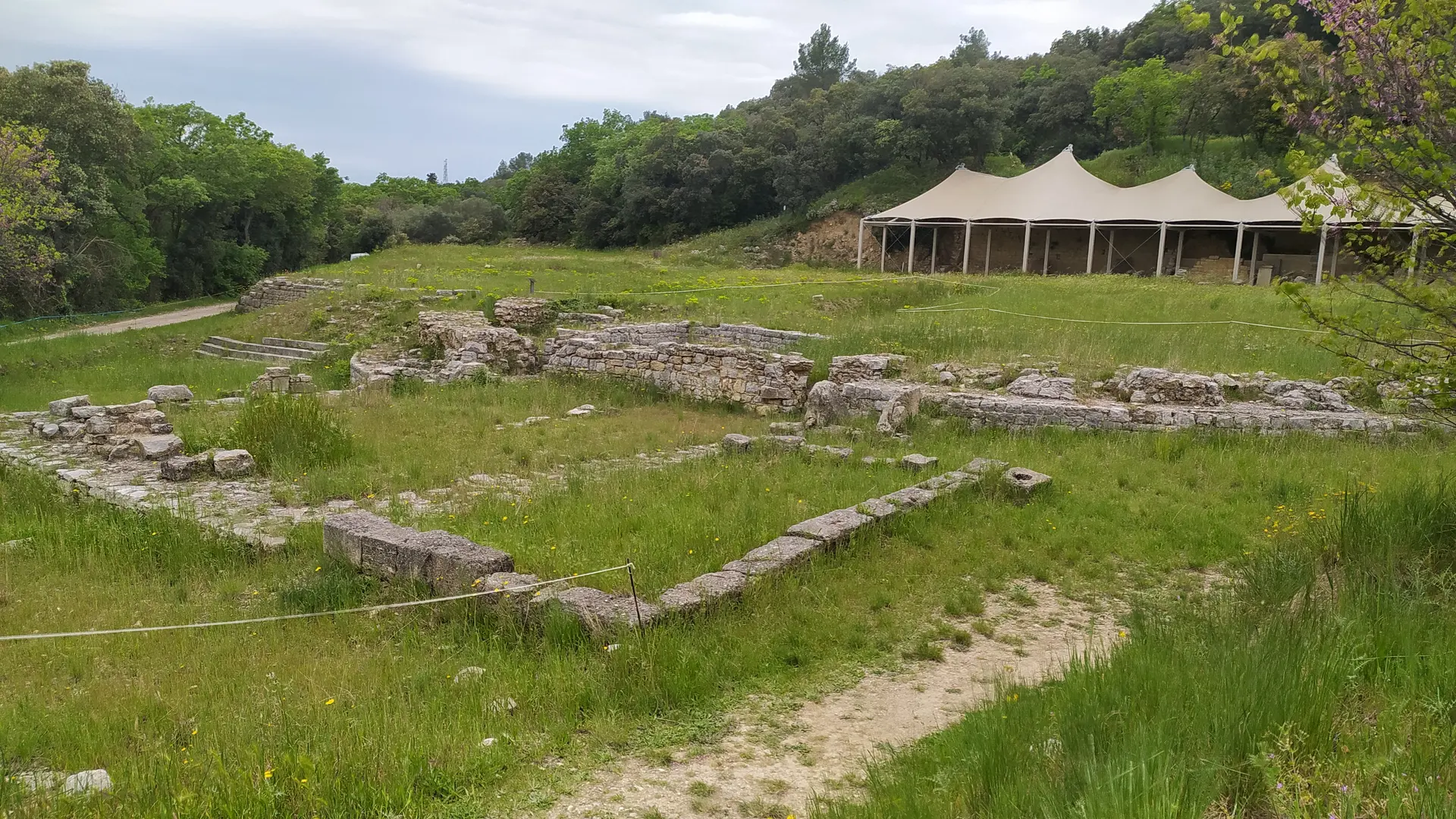 site-archeologique-castellas12