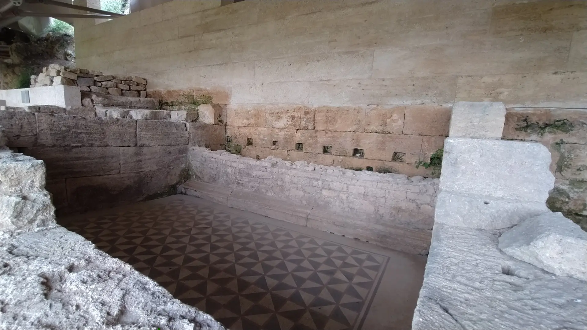 site-archeologique-castellas5