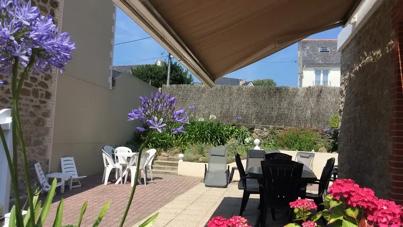 (4) Nadia Juin Ballet Baz - saint malo rez de chaussée terrasse