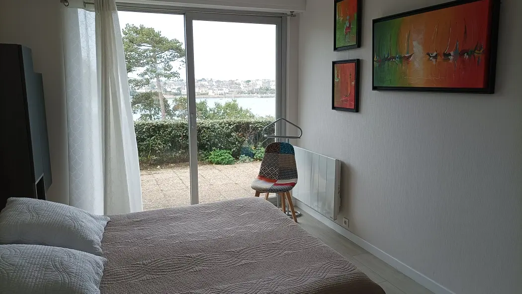 03-Lainé-Balafenn-Dinard-Chambre vue mer