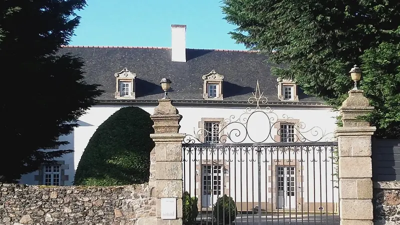 Hébergement insolite-La Roulotte Manolo-Saint-Malo