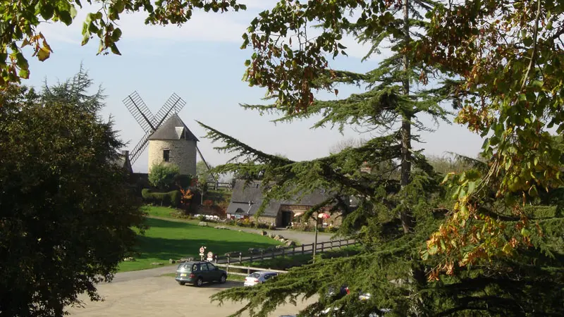 Aire naturelle de camping la Roche