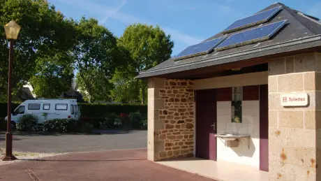 Aire de service de Saint-Brice-en-Coglès - Sanitaires