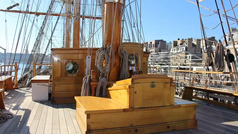 Bateau- Le Français - Saint-Malo