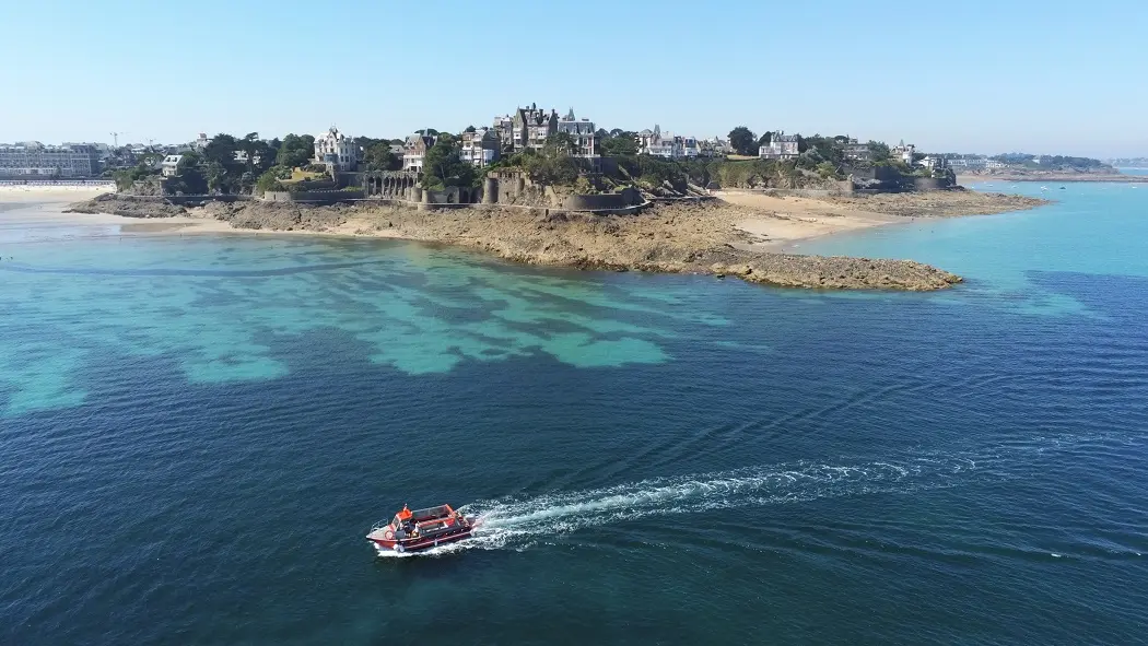 Bateaux rouges (1)