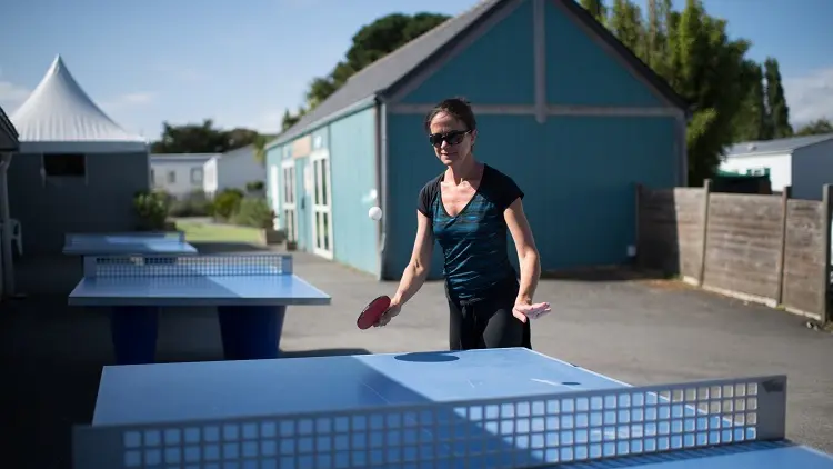 CAMPING-EMERAUDE--3--ping-pong