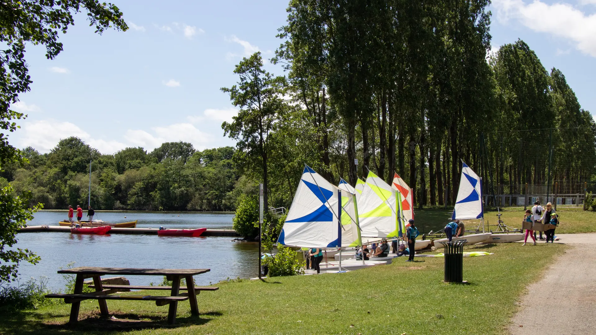 CN2B-voile-lac-etang-Bain-01