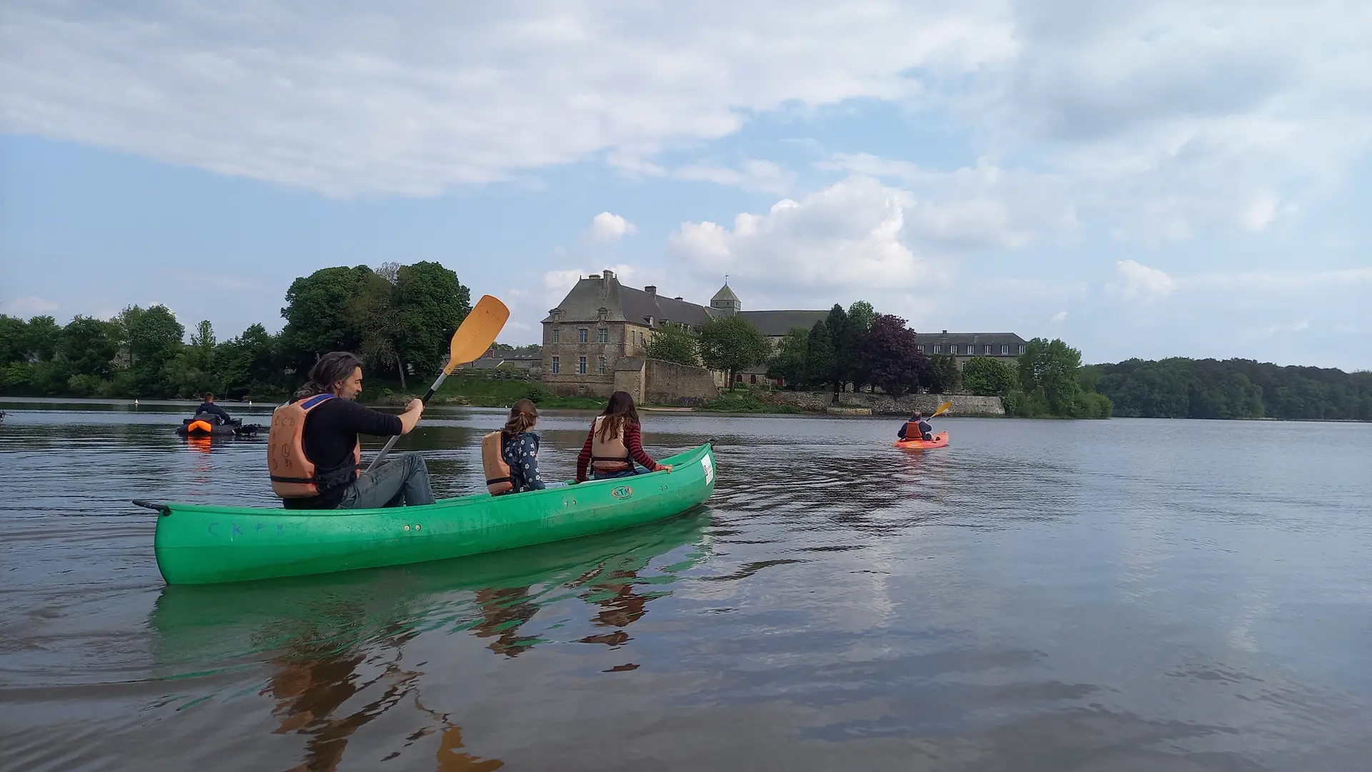 Canoe BLOB famille Abbaye