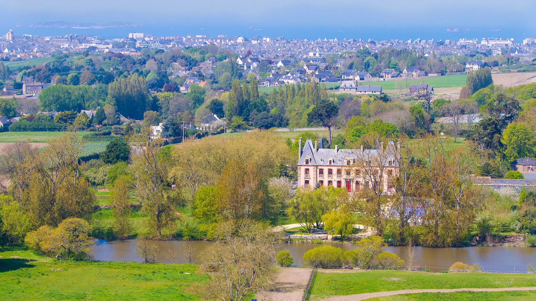 Extérieur Séminaire  Château du Colombier