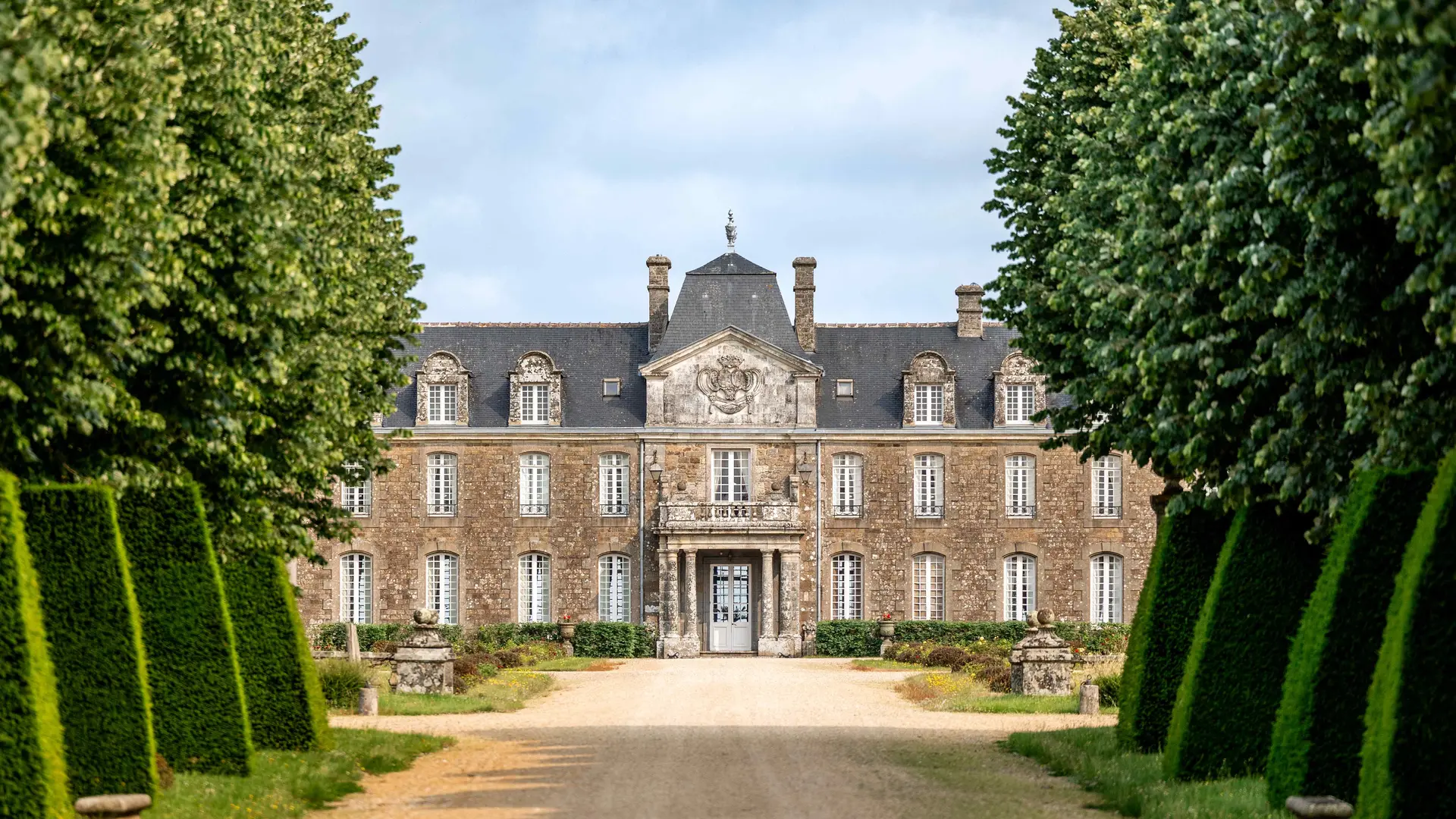 Château de Caradeuc_Plouasne-Becherel_Monument historique_Jardin remarquable_détails façade_arrivée_Améliegraphie (1)