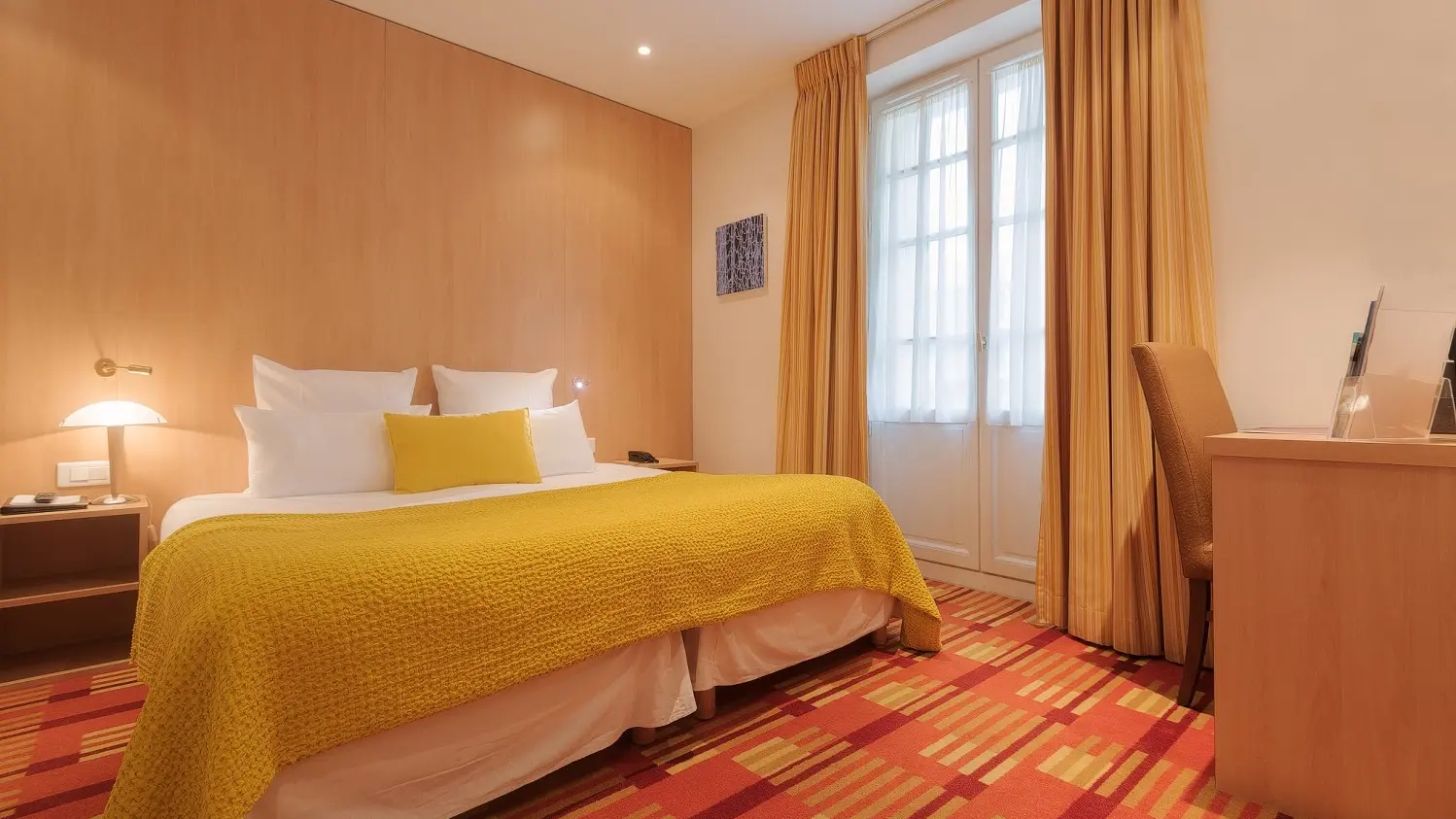 Chambre-jaune-Hotel-Balmoral-Dinard